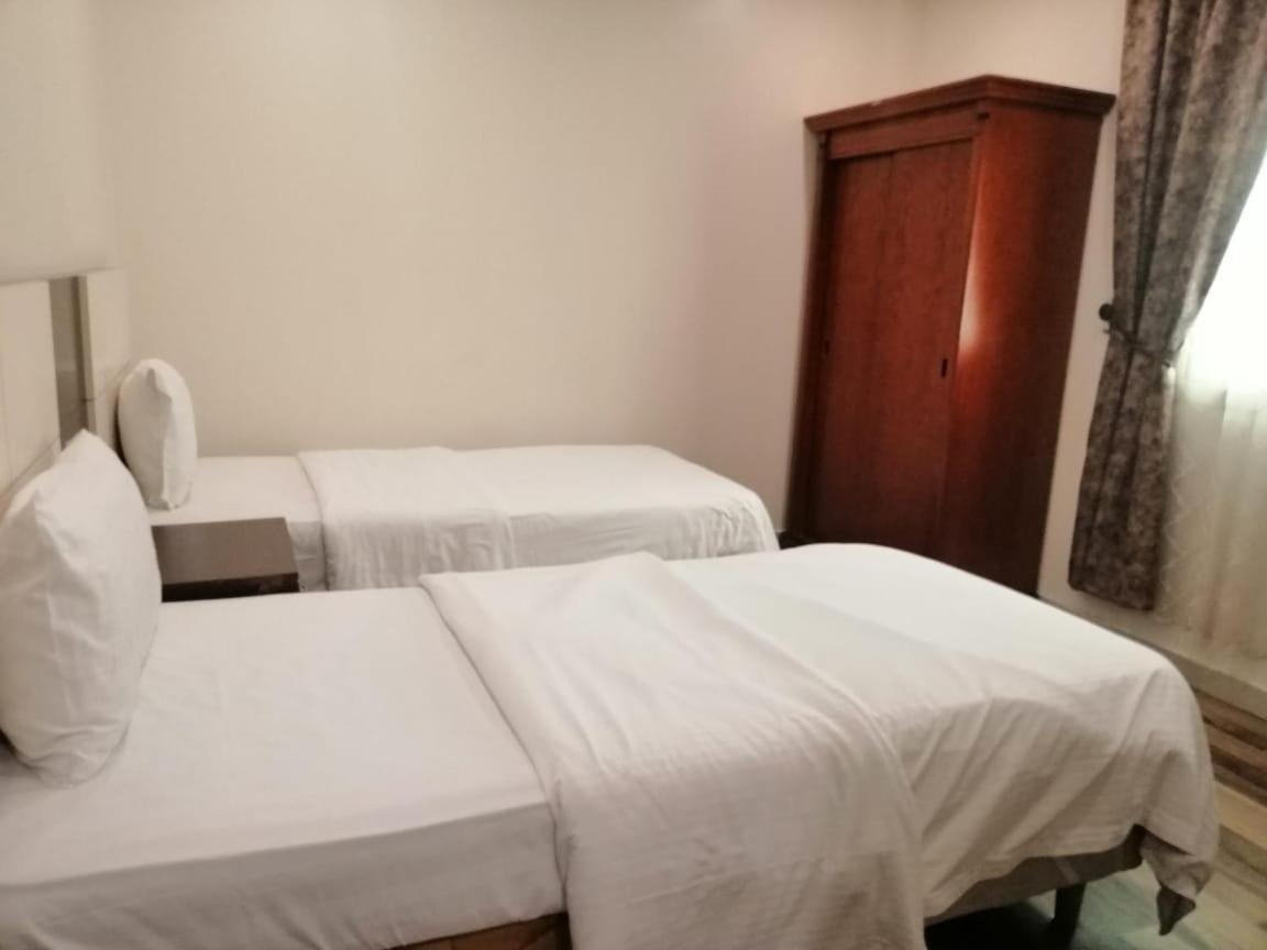 Loaloat Al Khobar 2 Furnished Units Lejlighedshotel Eksteriør billede