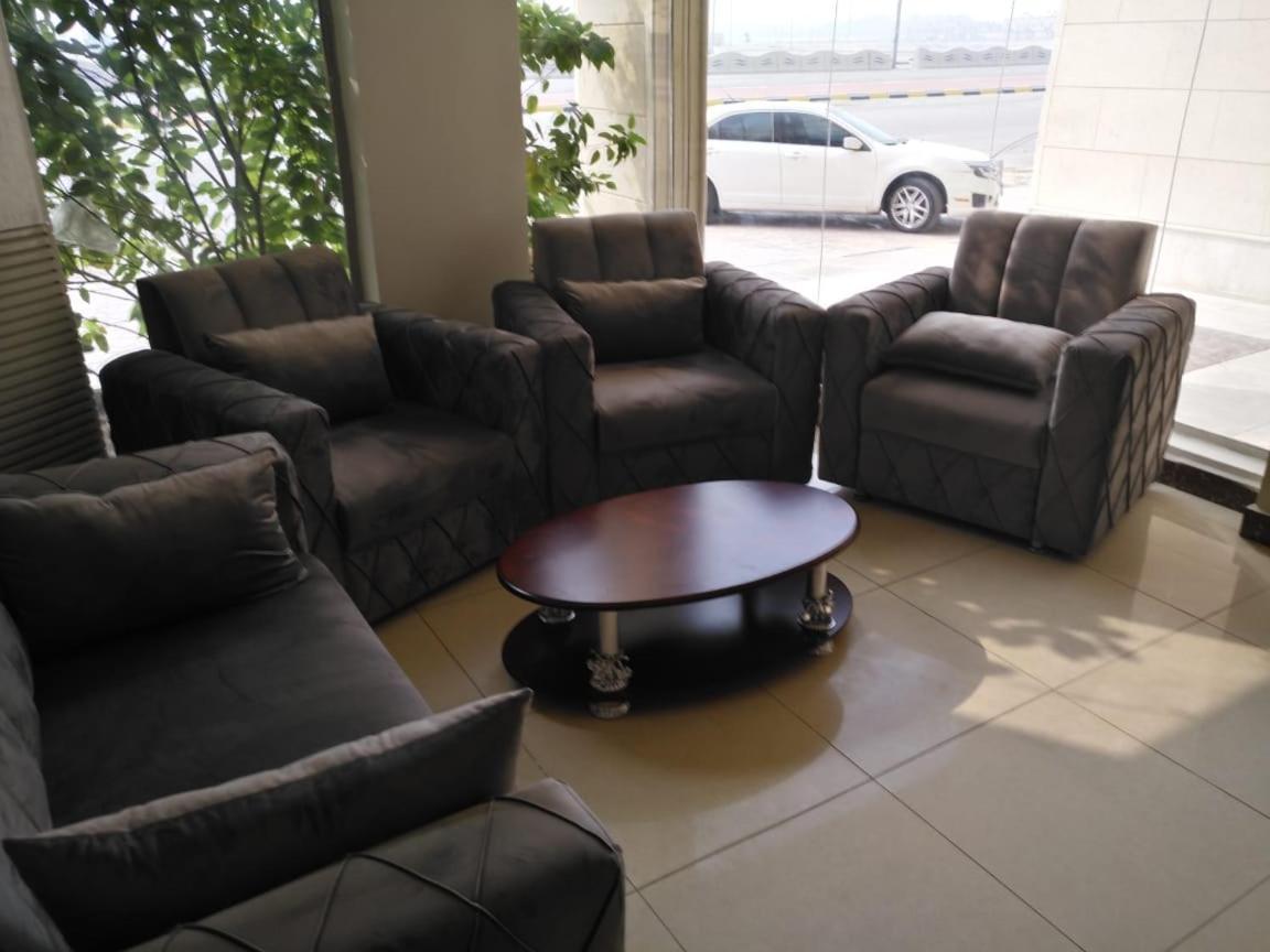 Loaloat Al Khobar 2 Furnished Units Lejlighedshotel Eksteriør billede