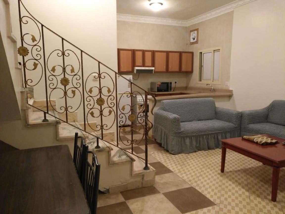 Loaloat Al Khobar 2 Furnished Units Lejlighedshotel Eksteriør billede